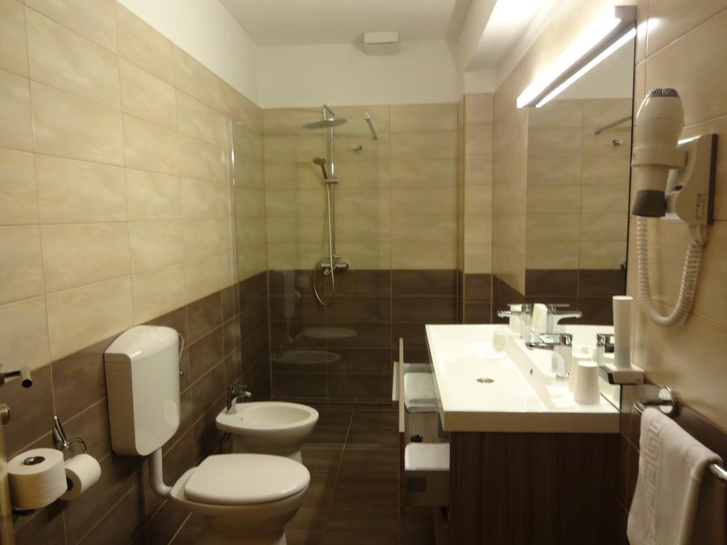 Fedrig Private Rooms & Apartment コバリード エクステリア 写真