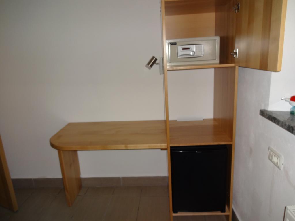 Fedrig Private Rooms & Apartment コバリード エクステリア 写真